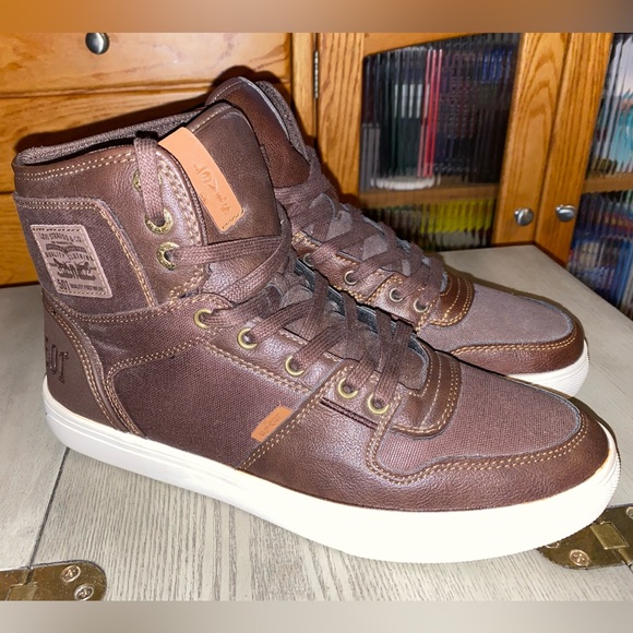 Mens Levi’s 501 Brown Faux Leather Mid Shoes Size 9.5(10) - Picture 2 of 5